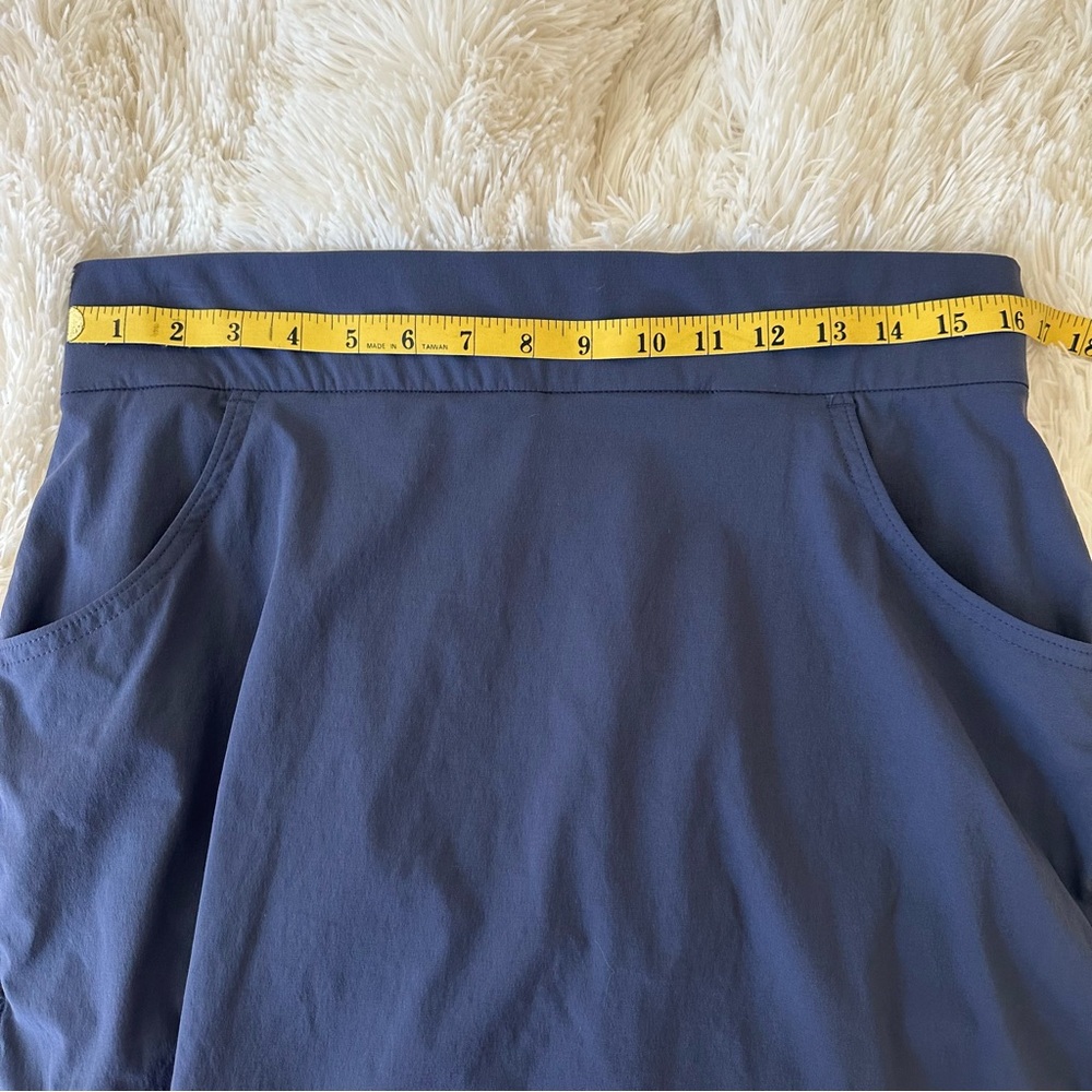 Columbia Women’s Navy Blue Omni-Shield Skort Skirt Size: Large - Picture 3 of 10